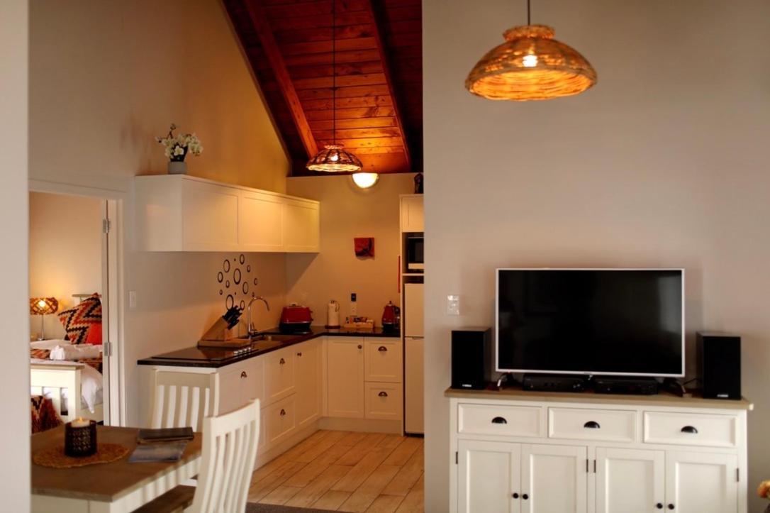 Coromandel Central Cottage Luxury W Spa Ngoại thất bức ảnh